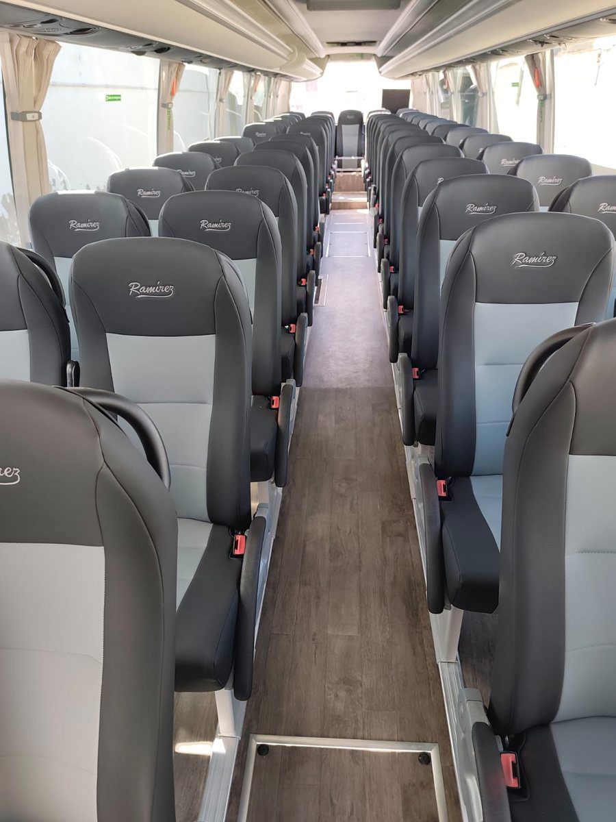 Interior de uno de los autocares